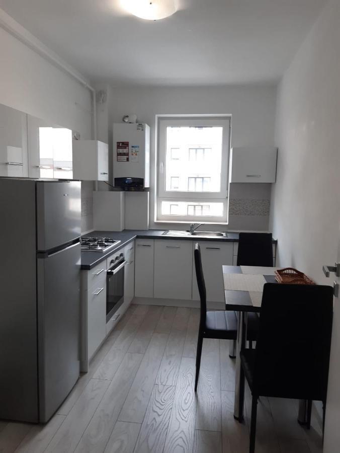 Flor Apartaments Târgu-Mureş Esterno foto